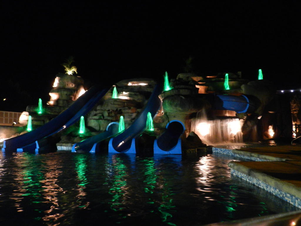 Mediterraneo Bay & 4*