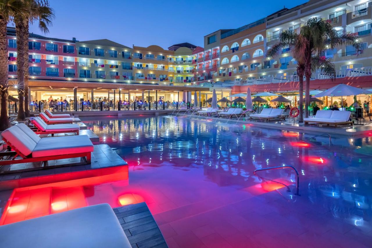 Mediterraneo Bay &